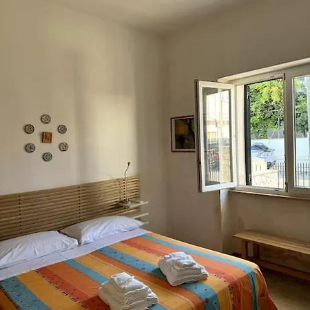 Lisbona 21 Apartment *
